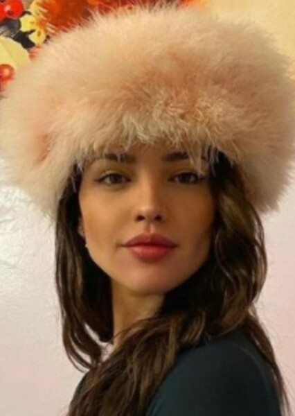 Eiza González photo