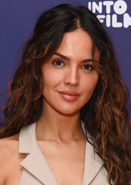 Eiza González photo