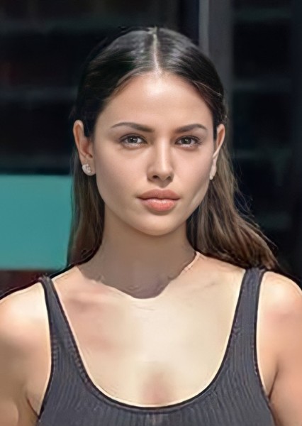 Eiza González photo