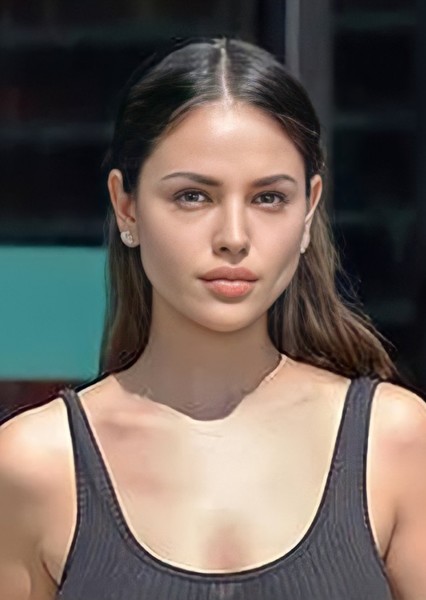 Eiza González photo