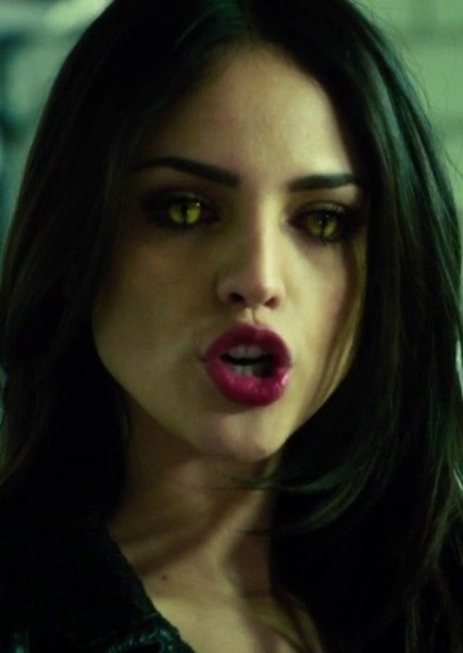 Eiza González photo