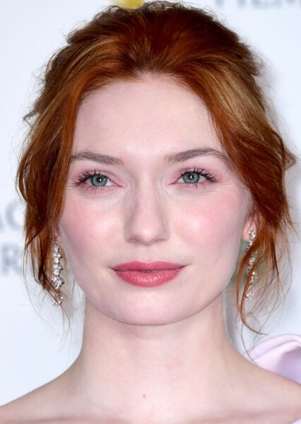 Eleanor Tomlinson photo