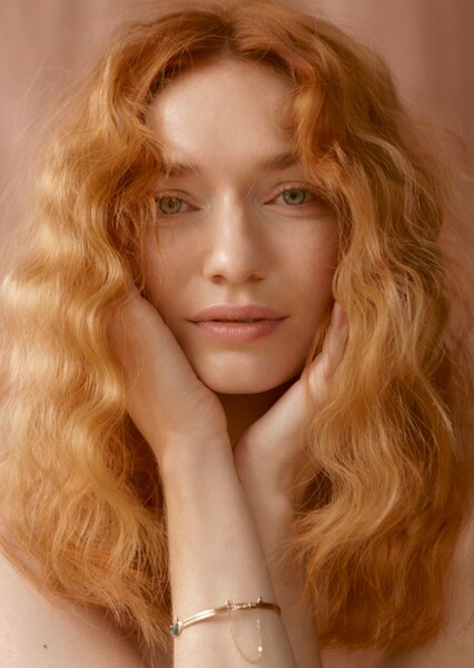 Eleanor Tomlinson