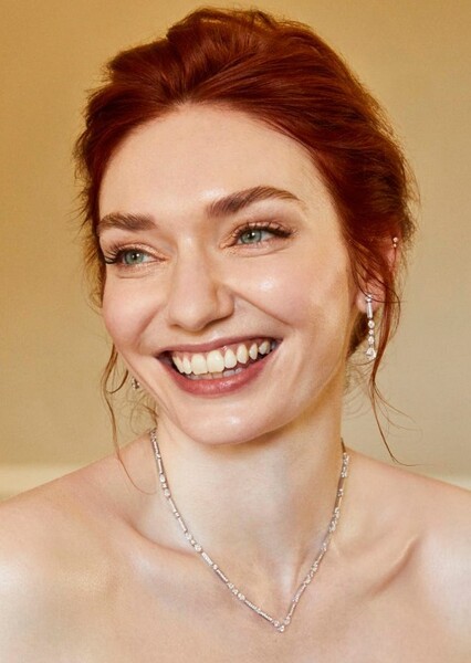 Eleanor Tomlinson photo