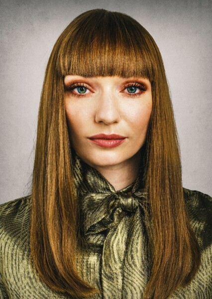 Eleanor Tomlinson photo