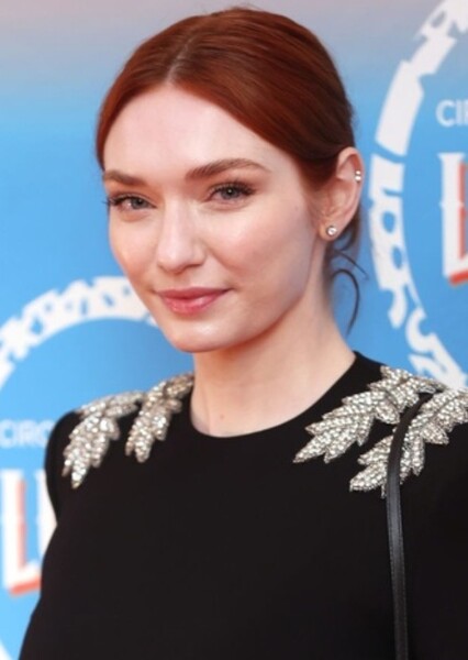Eleanor Tomlinson photo