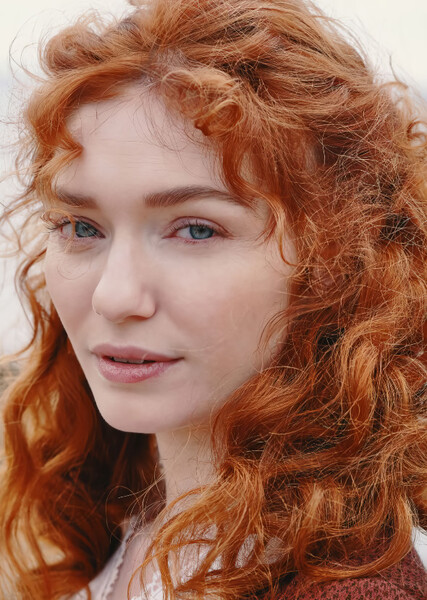 Eleanor Tomlinson