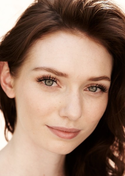 Eleanor Tomlinson photo