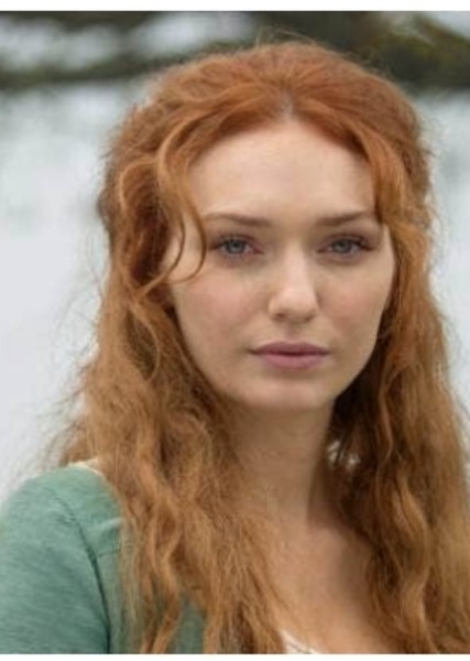 Eleanor Tomlinson photo