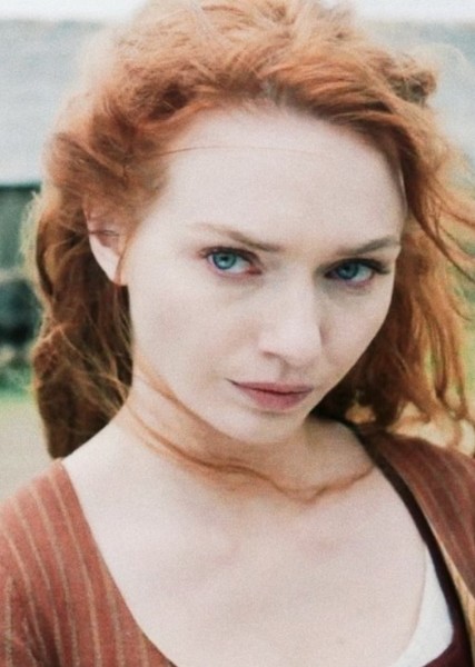 Eleanor Tomlinson photo