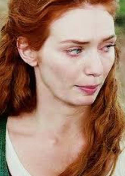 Eleanor Tomlinson photo