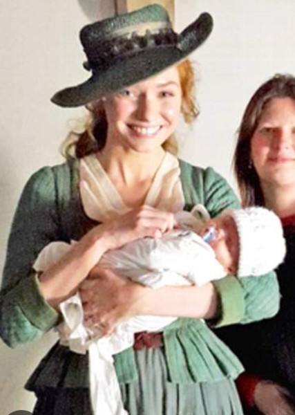 Eleanor Tomlinson photo