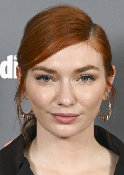 Eleanor Tomlinson