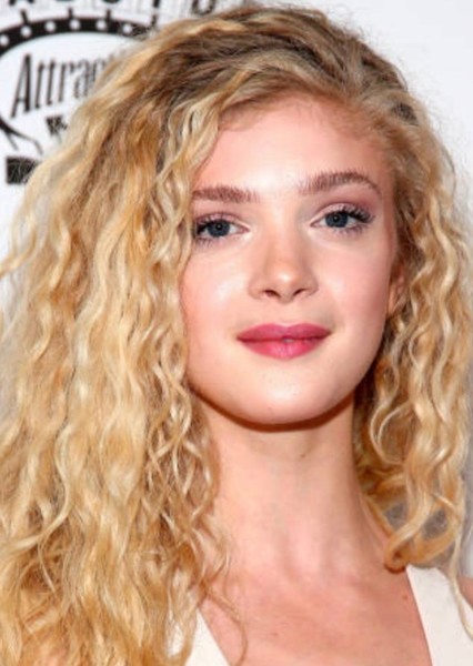 Elena Kampouris