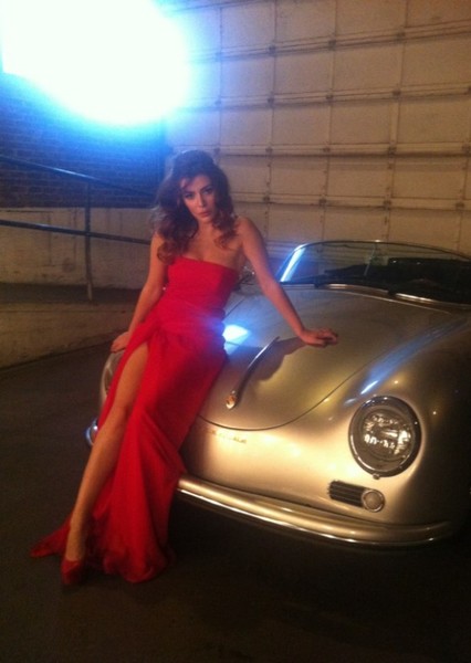 Elena Satine photo