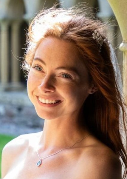 Elena Valentine photo