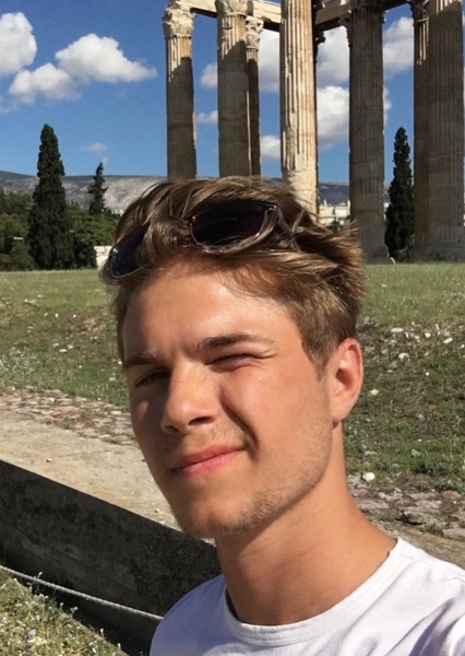 Elias Kacavas photo