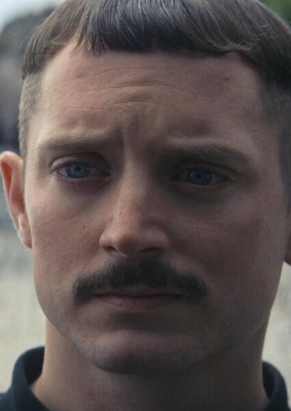Elijah Wood photo