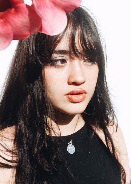 Elisa Tokeshi photo