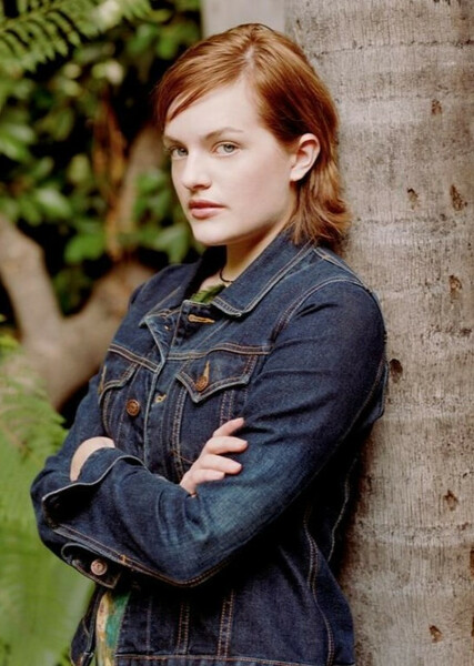 Elisabeth Moss photo