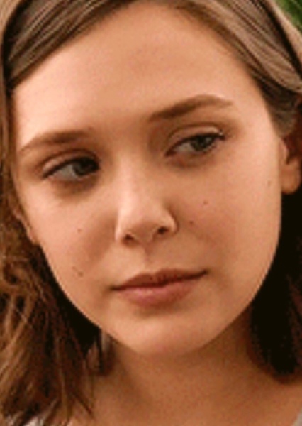 Elisabeth Olsen photo