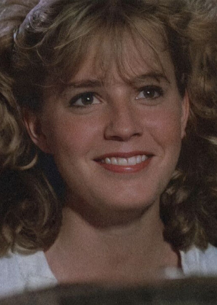 Elisabeth Shue photo
