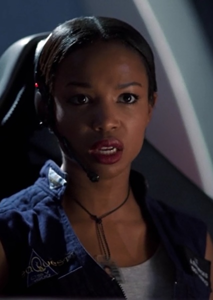 Elise Neal photo