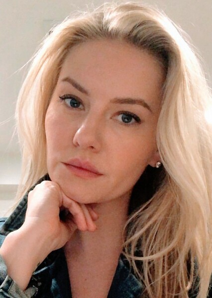 Elisha Cuthbert