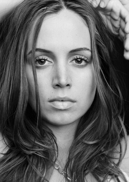 Eliza Dushku photo