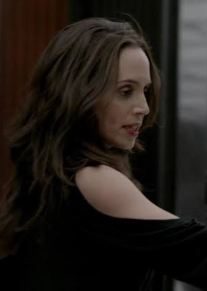 Eliza Dushku photo