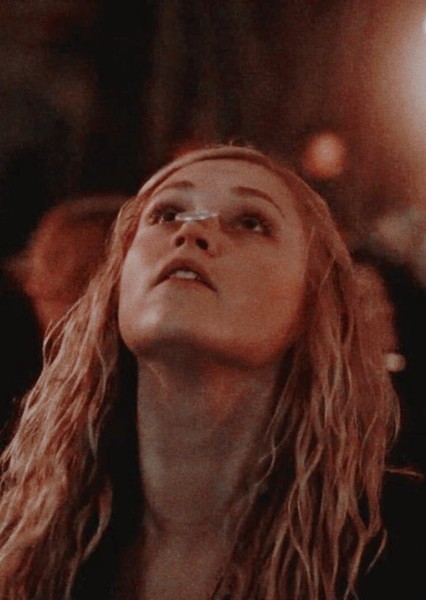 Eliza Taylor photo