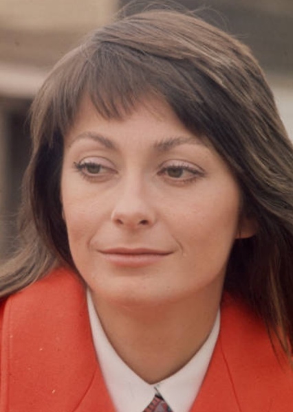 Elizabeth Ashley photo