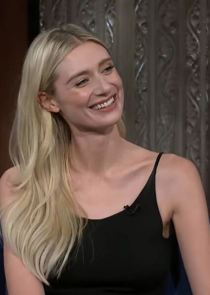 Elizabeth Debicki photo
