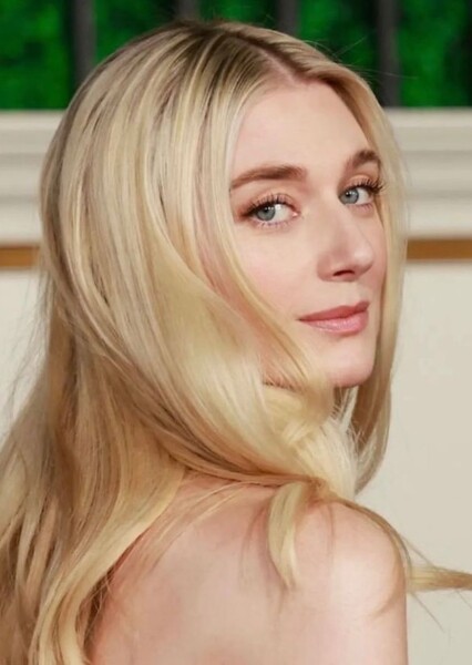 Elizabeth Debicki photo