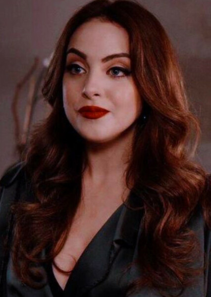 Elizabeth Gillies