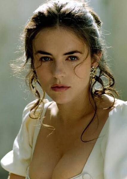 Elizabeth Hurley photo