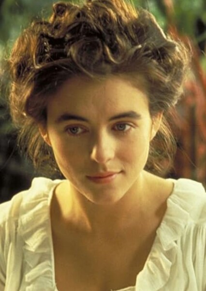 Elizabeth Hurley photo