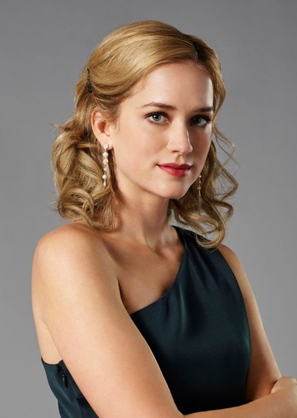 Elizabeth Lail