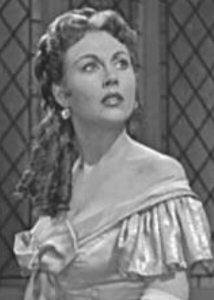 Elizabeth Lavenza photo