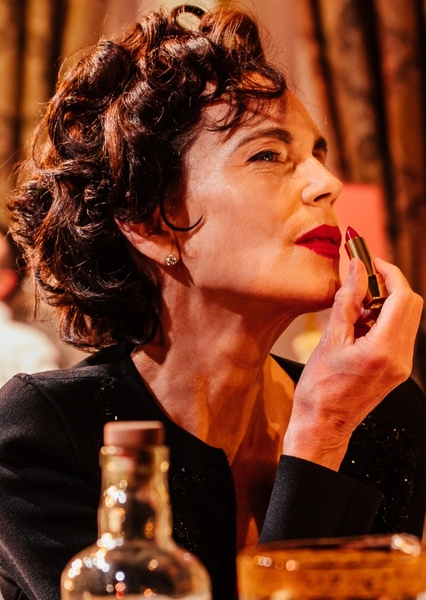 Elizabeth McGovern photo