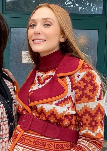Elizabeth Olsen photo