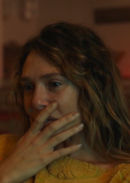 Elizabeth Olsen photo