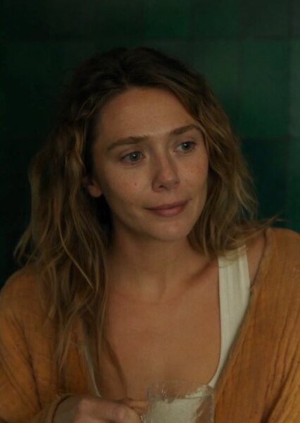 Elizabeth Olsen photo