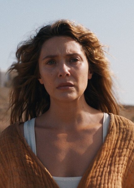 Elizabeth Olsen photo