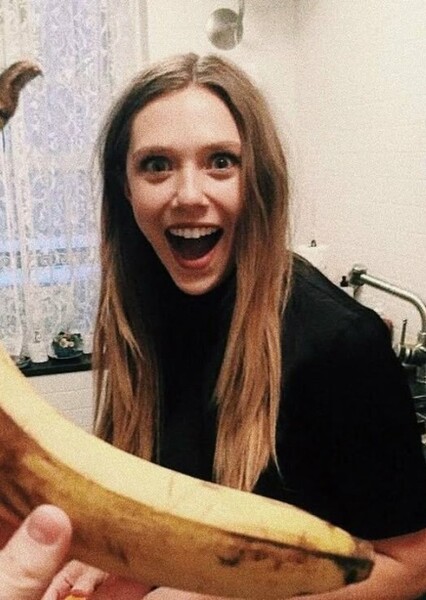 Elizabeth Olsen photo