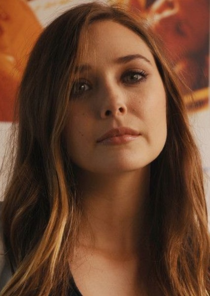 Elizabeth Olsen photo