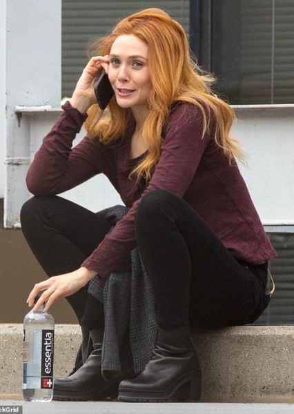 Elizabeth Olsen photo