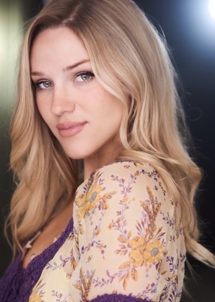 Elizabeth Posey photo