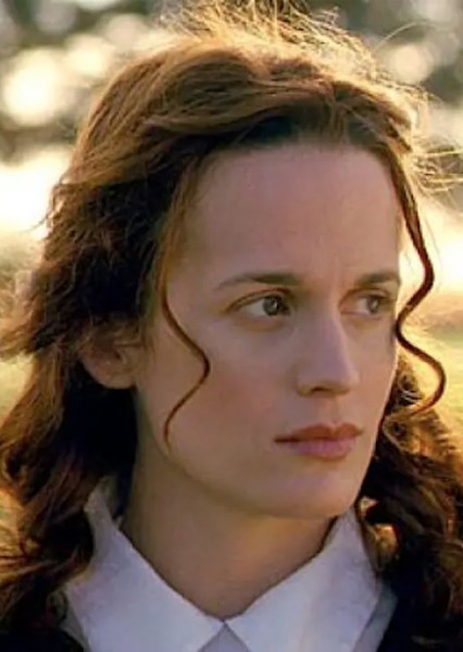Elizabeth Reaser photo