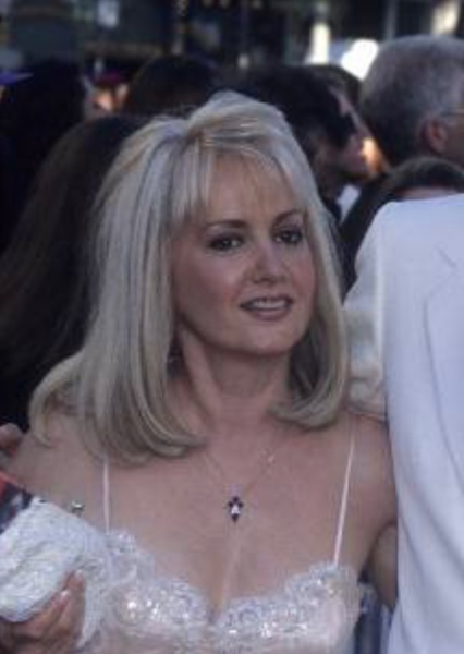 Elizabeth Sanders photo